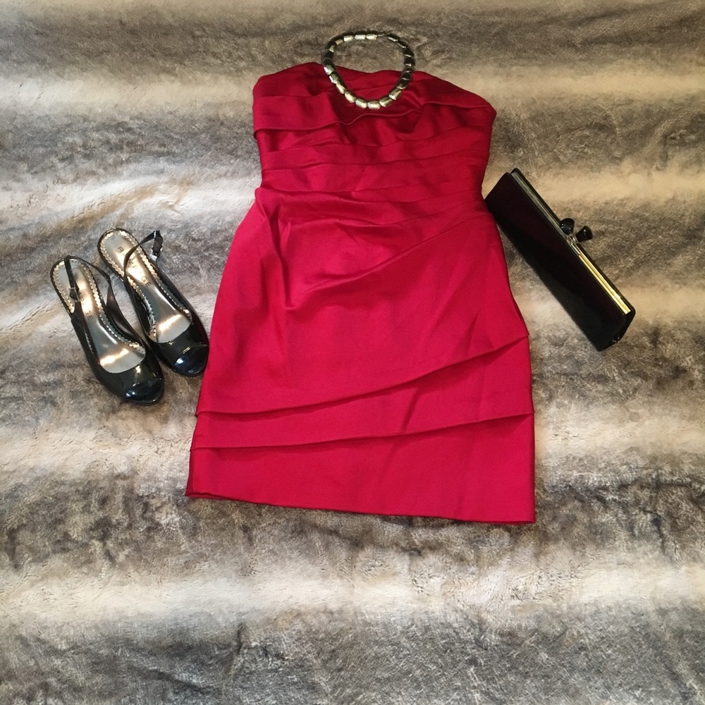 Davids Bridal bridesmaid dress size 6 red / apple